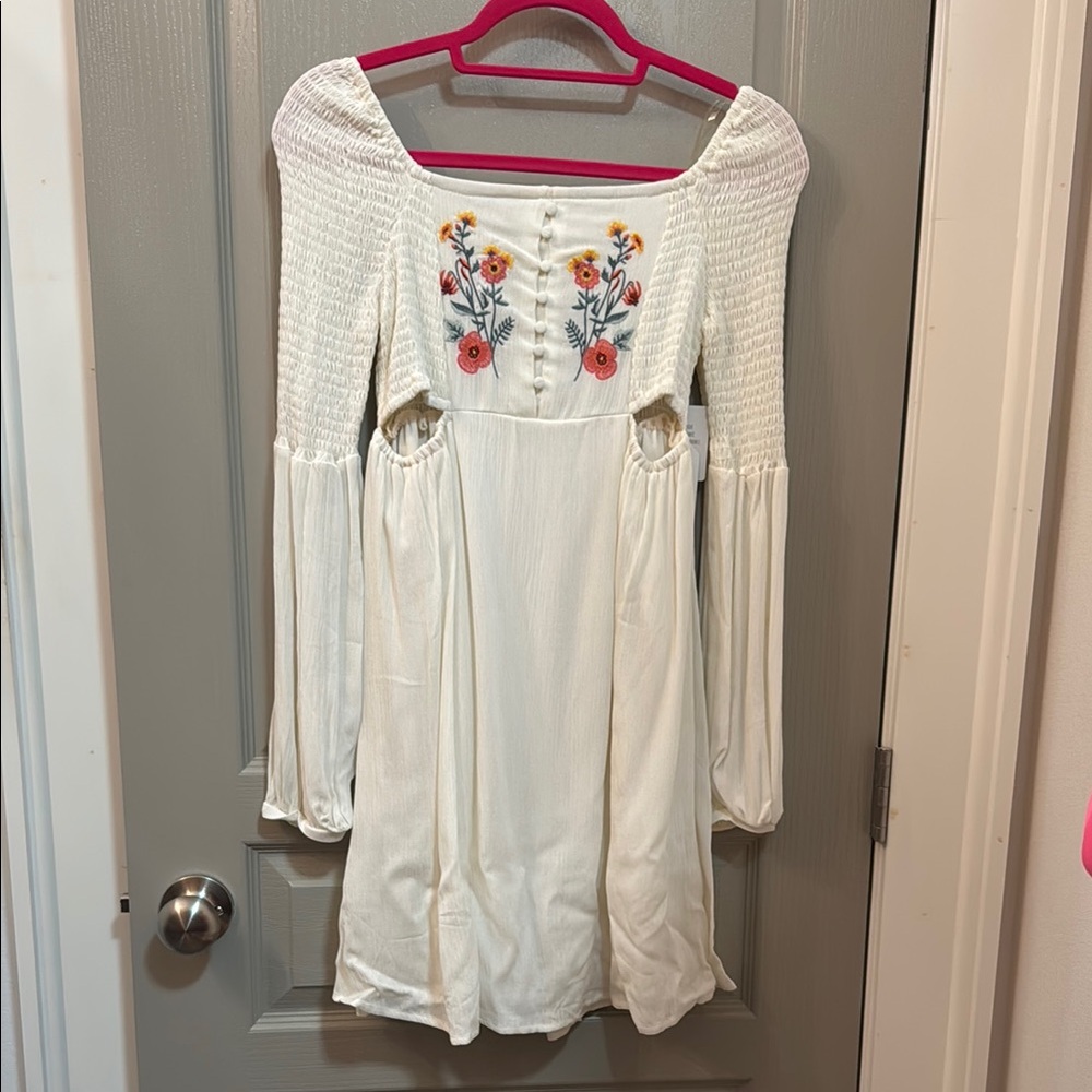 Embroidered Long Sleeve Dress